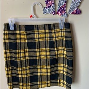NWT R21 Plaid Skirt